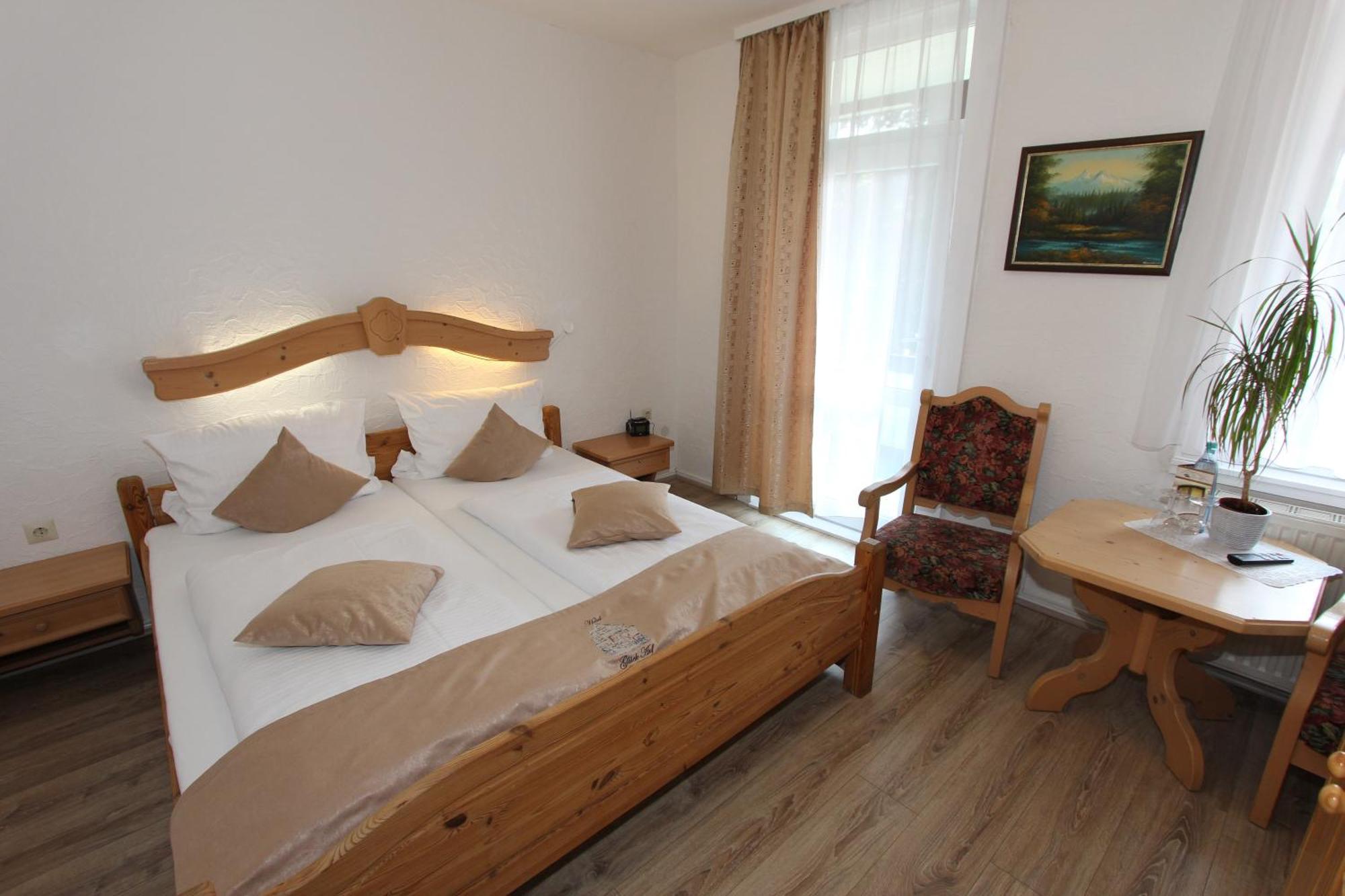 Hotel Glueck Auf & Buergerkeller บาดกรุนด์ ภายนอก รูปภาพ